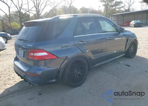 2012 Mercedes-Benz Ml 63 Amg 4Matic z USA, uszkodzony, nr VIN 4JGDA7EB0CA033186